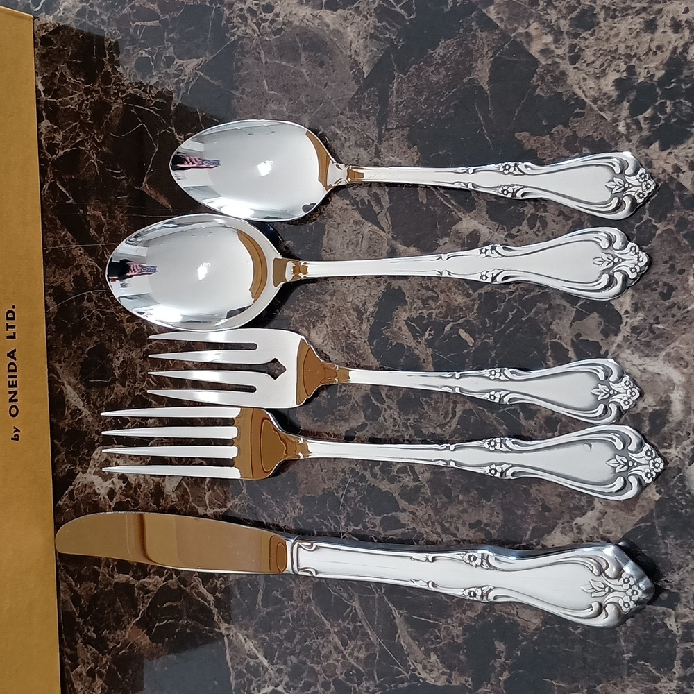 Oneida quality stainless tableware